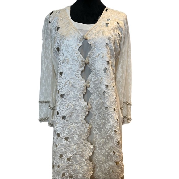 Other - Pakistani creamy white cutwork shalwar kameez